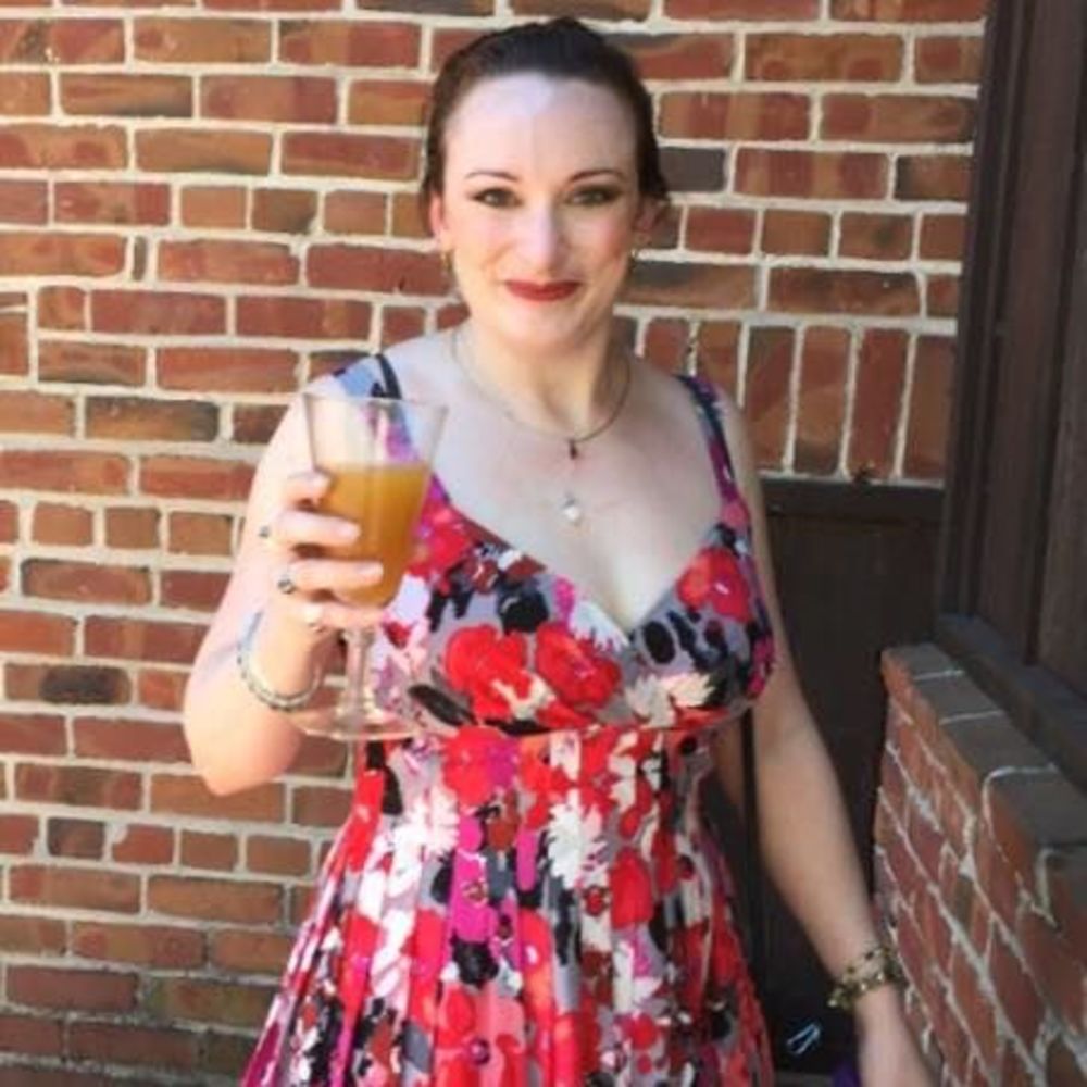 Meet your Posher, Leigh